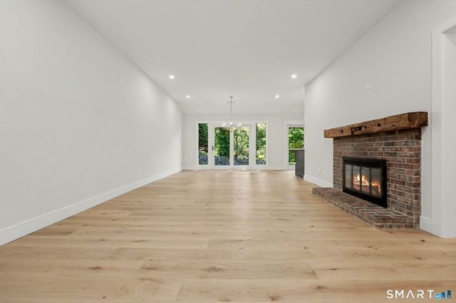 411 Heritage Village B, Southbury, CT 06488
