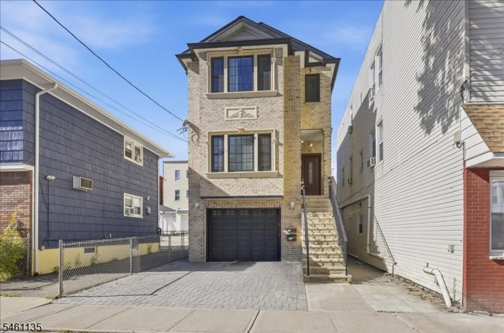 322 Cross St, Harrison Town, NJ 07029 — exterior