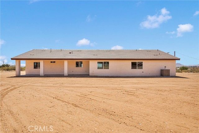 15365 Laguna Seca Drive, Apple Valley, CA 92307