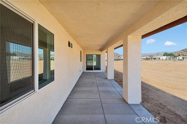 15365 Laguna Seca Drive, Apple Valley, CA 92307