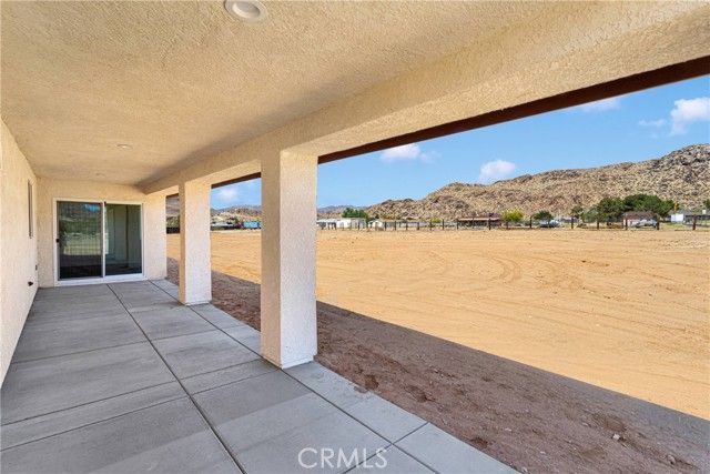 15365 Laguna Seca Drive, Apple Valley, CA 92307