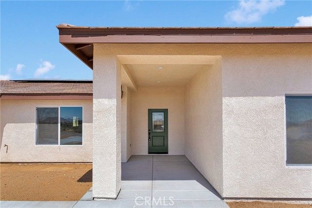 15365 Laguna Seca Drive, Apple Valley, CA 92307