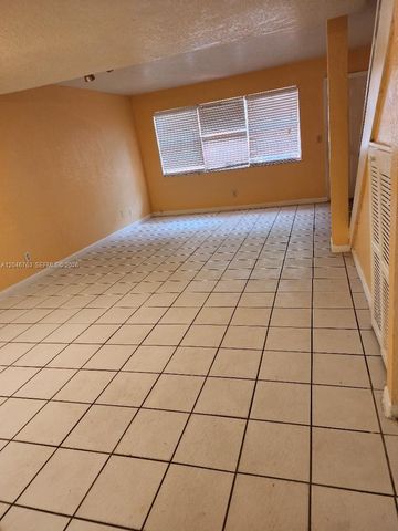 4147 NW 19th St 4147, Lauderhill, FL 33313