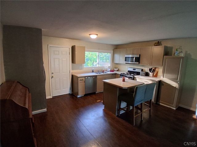 302 Delwood Drive, Van Buren, NY 13027