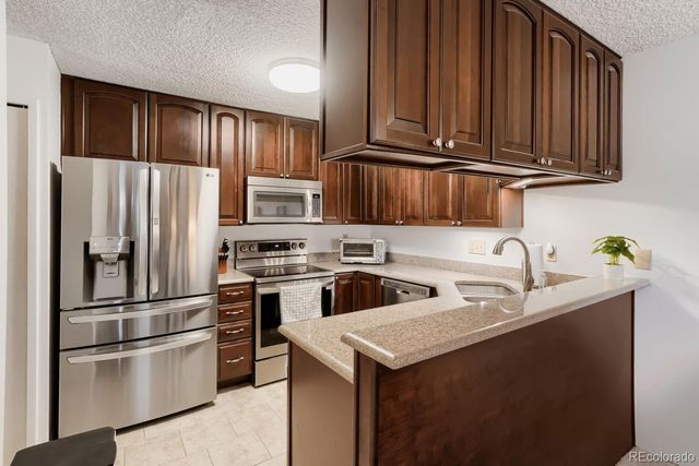 3465 S Poplar Street 204, Denver, CO 80224