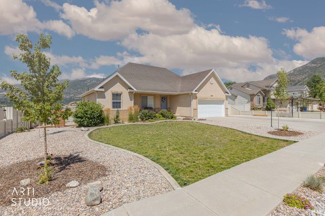 2194 E VIEW DR, South Weber, UT 84405