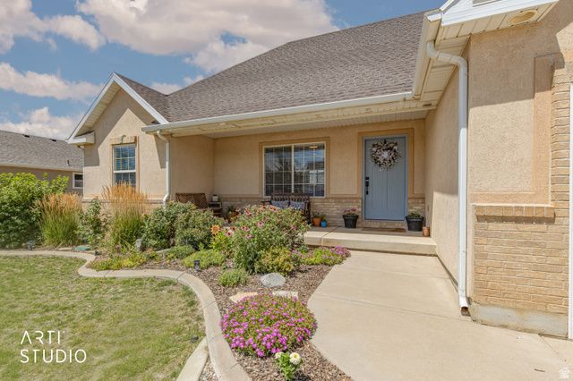 2194 E VIEW DR, South Weber, UT 84405