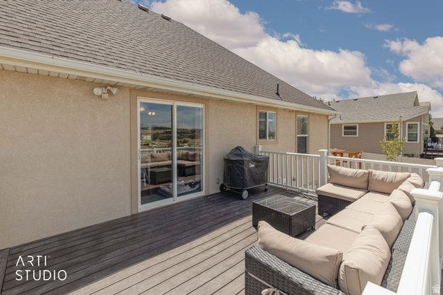 2194 E VIEW DR, South Weber, UT 84405