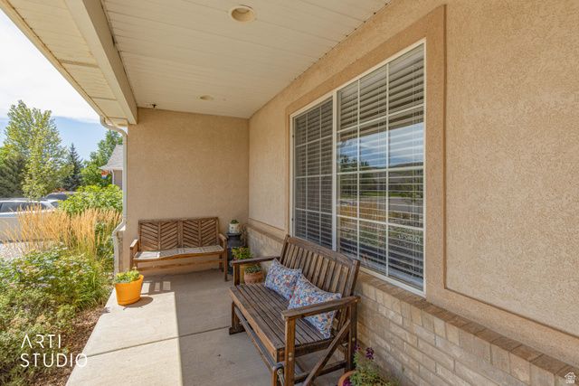 2194 E VIEW DR, South Weber, UT 84405