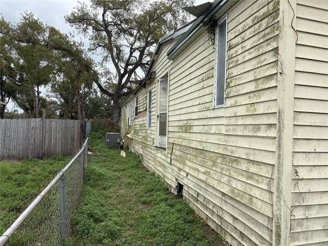 10106 S ALMA STREET, Gibsonton, FL 33534