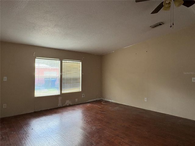 10106 S ALMA STREET, Gibsonton, FL 33534