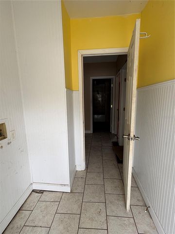 10106 S ALMA STREET, Gibsonton, FL 33534