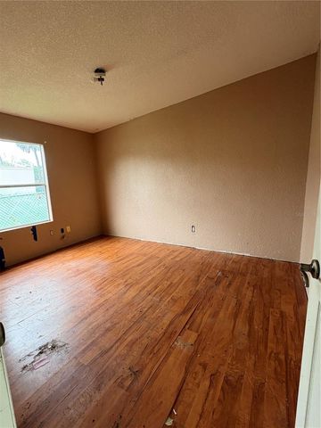 10106 S ALMA STREET, Gibsonton, FL 33534