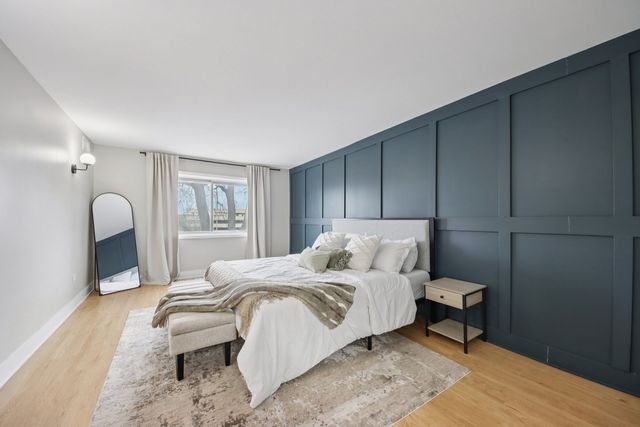 4949 Golf Road 308, Skokie, IL 60077