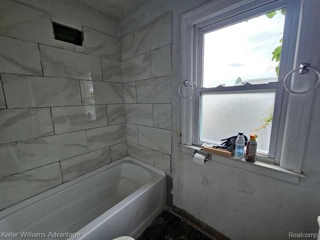 2305 Richton Street, Detroit, MI 48206
