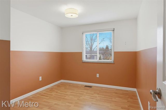 502 Girard Avenue, Royal Oak, MI 48073