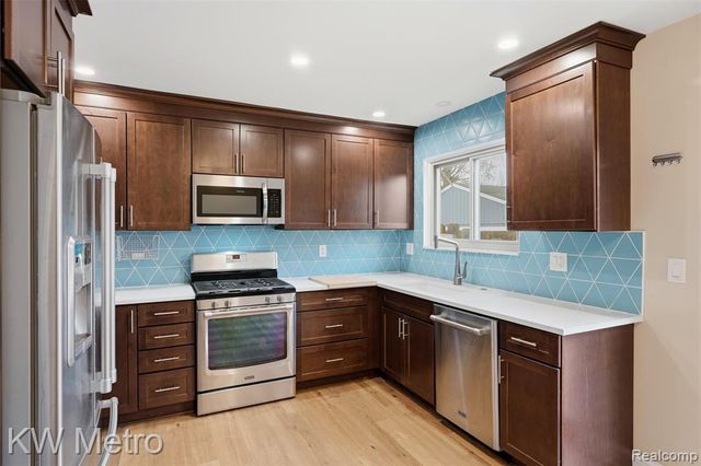 502 Girard Avenue, Royal Oak, MI 48073