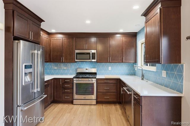 502 Girard Avenue, Royal Oak, MI 48073