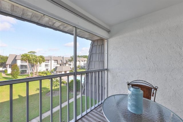 8703 BARDMOOR BOULEVARD 303, Seminole, FL 33777