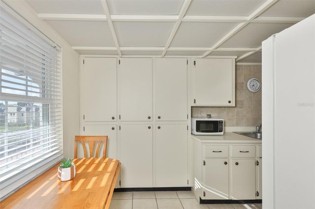 8703 BARDMOOR BOULEVARD 303, Seminole, FL 33777