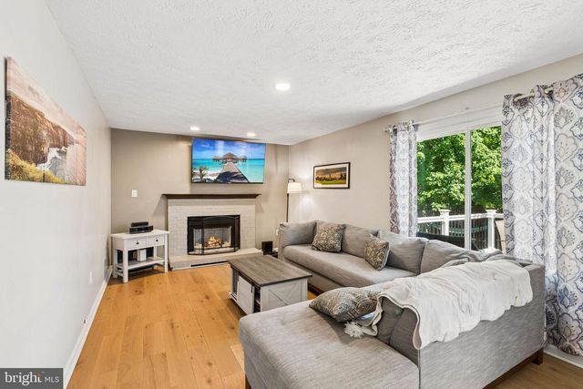 6254 DERBY DR, Frederick, MD 21703