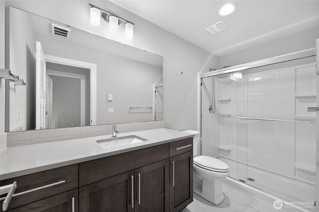1720 182nd Place SW, Lynnwood, WA 98037