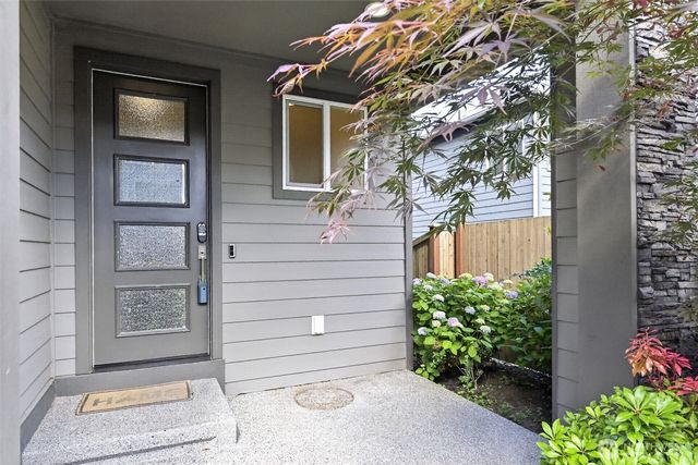 1720 182nd Place SW, Lynnwood, WA 98037