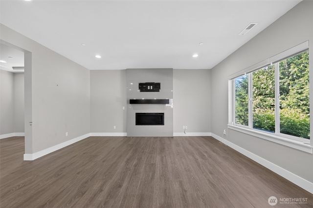 1720 182nd Place SW, Lynnwood, WA 98037