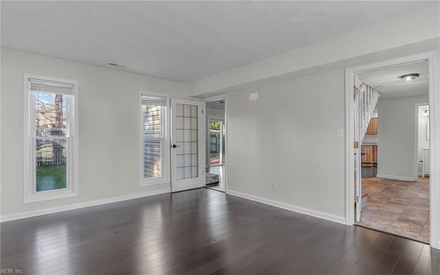 1328 Cypress PL, Chesapeake, VA 23320