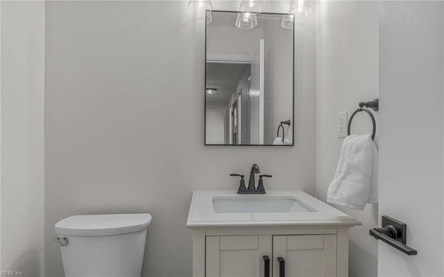 1328 Cypress PL, Chesapeake, VA 23320