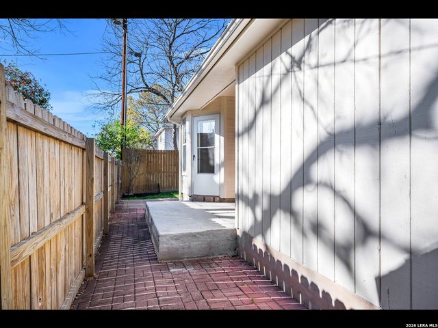 963 River Rock, New Braunfels, TX 78130