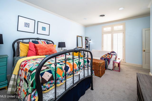 2 Ashley Park Drive, Jackson, MS 39206