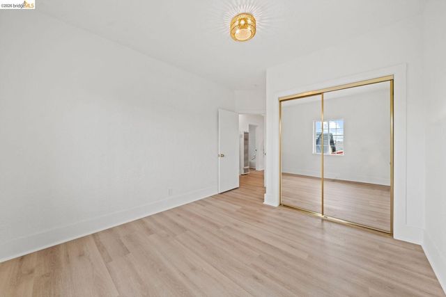 5812 Dover ST, Oakland, CA 94609