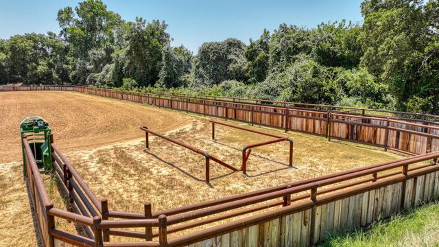 133 Prairie Lane, Weatherford, TX 76087