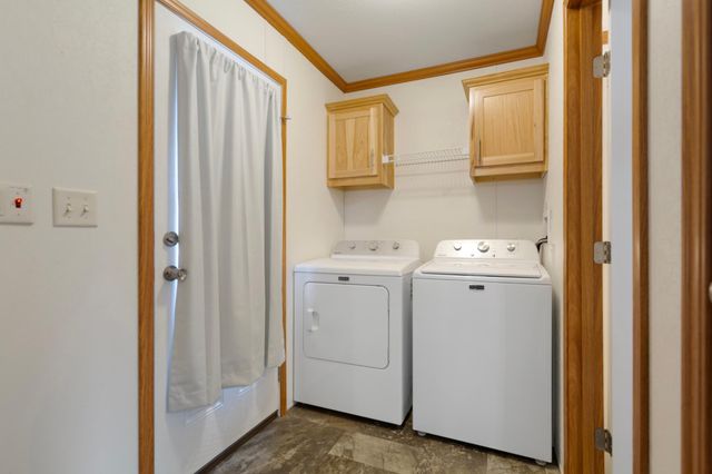 12270 Geneva Way, Apple Valley, MN 55124