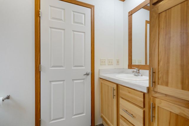 12270 Geneva Way, Apple Valley, MN 55124