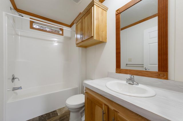 12270 Geneva Way, Apple Valley, MN 55124