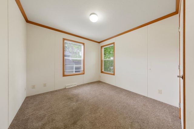 12270 Geneva Way, Apple Valley, MN 55124