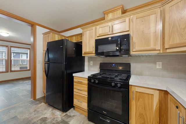 12270 Geneva Way, Apple Valley, MN 55124