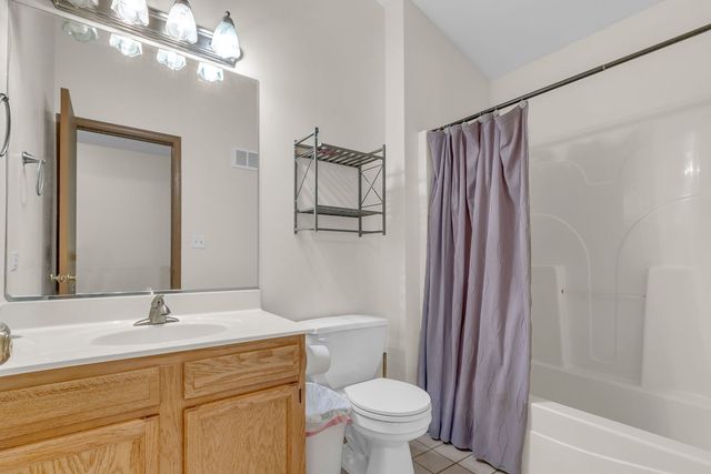 677 Anderson Drive, Lake In The Hills, IL 60156