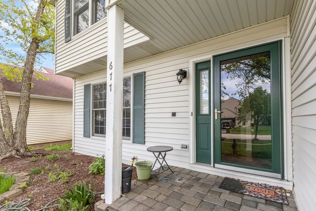 677 Anderson Drive, Lake In The Hills, IL 60156