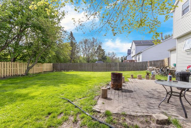 677 Anderson Drive, Lake In The Hills, IL 60156