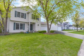 677 Anderson Drive, Lake In The Hills, IL 60156