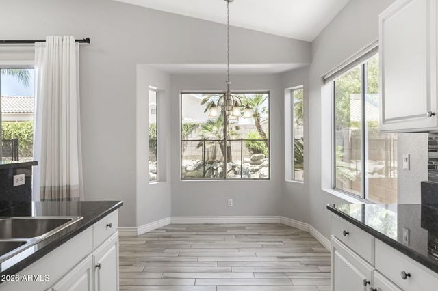 8654 E MESCAL Street, Scottsdale, AZ 85260