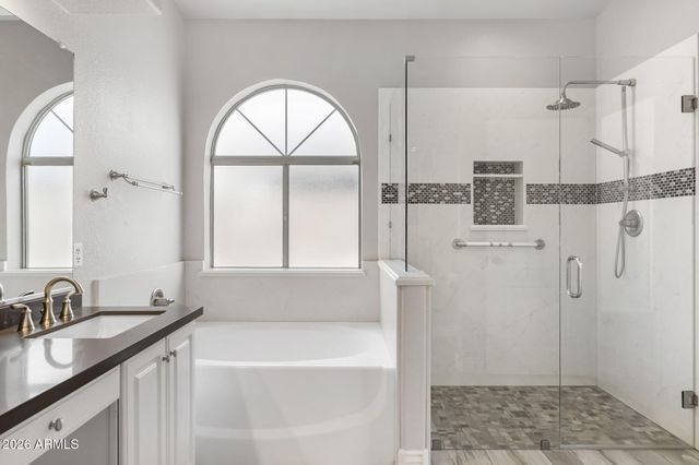 8654 E MESCAL Street, Scottsdale, AZ 85260