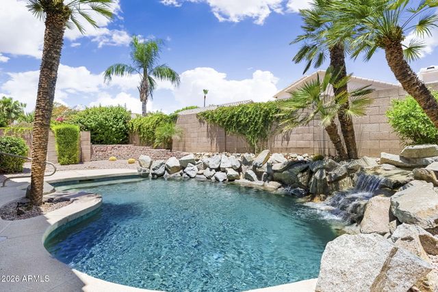 8654 E MESCAL Street, Scottsdale, AZ 85260