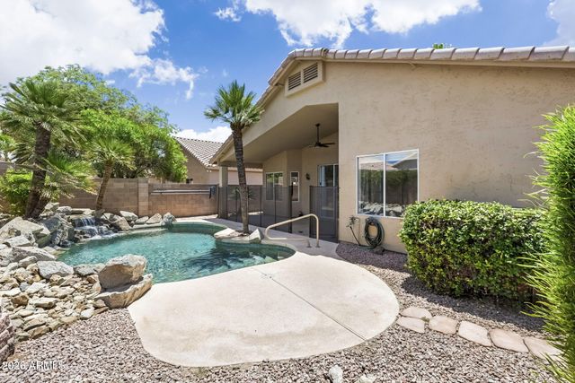 8654 E MESCAL Street, Scottsdale, AZ 85260
