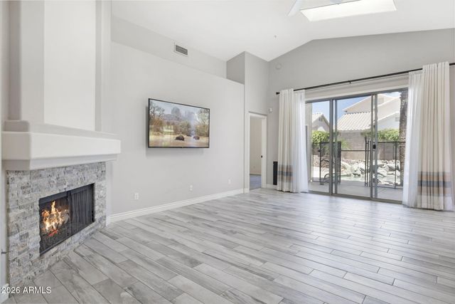 8654 E MESCAL Street, Scottsdale, AZ 85260