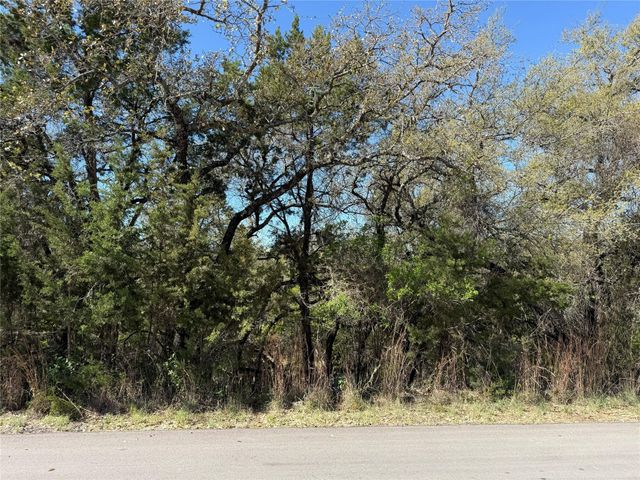 2304 Newton DR, Lago Vista, TX 78645