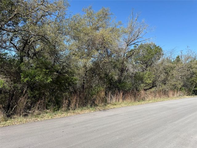 2304 Newton DR, Lago Vista, TX 78645